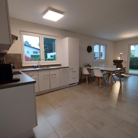 Crown Living Design Apartment - Gratis Parkplatz - Wlan - Kueche - Self Check-In Altach Eksteriør bilde