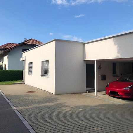 Crown Living Design Apartment - Gratis Parkplatz - Wlan - Kueche - Self Check-In Altach Eksteriør bilde