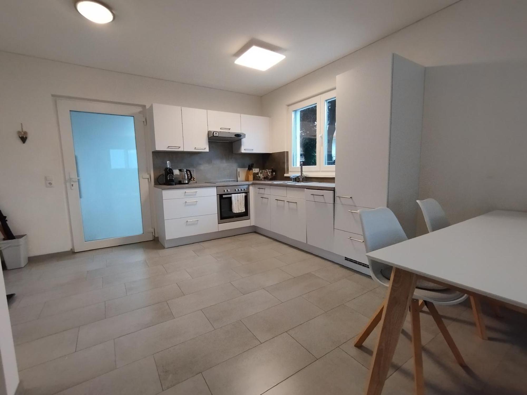 Crown Living Design Apartment - Gratis Parkplatz - Wlan - Kueche - Self Check-In Altach Eksteriør bilde